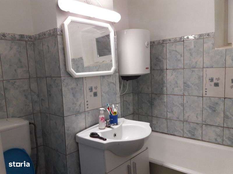 Apartament 3 camere de vanzare - Imagine principală: 4/7