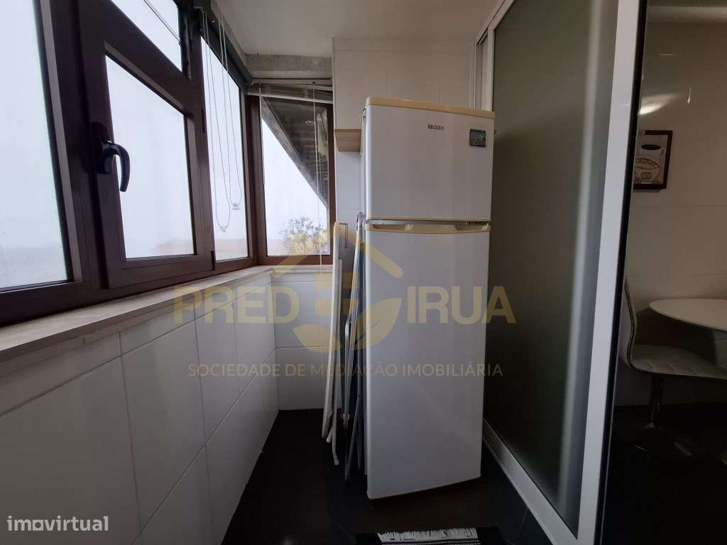 T 2 Recuado em condominio fechada piscina e ginasio com vistas de mar-7