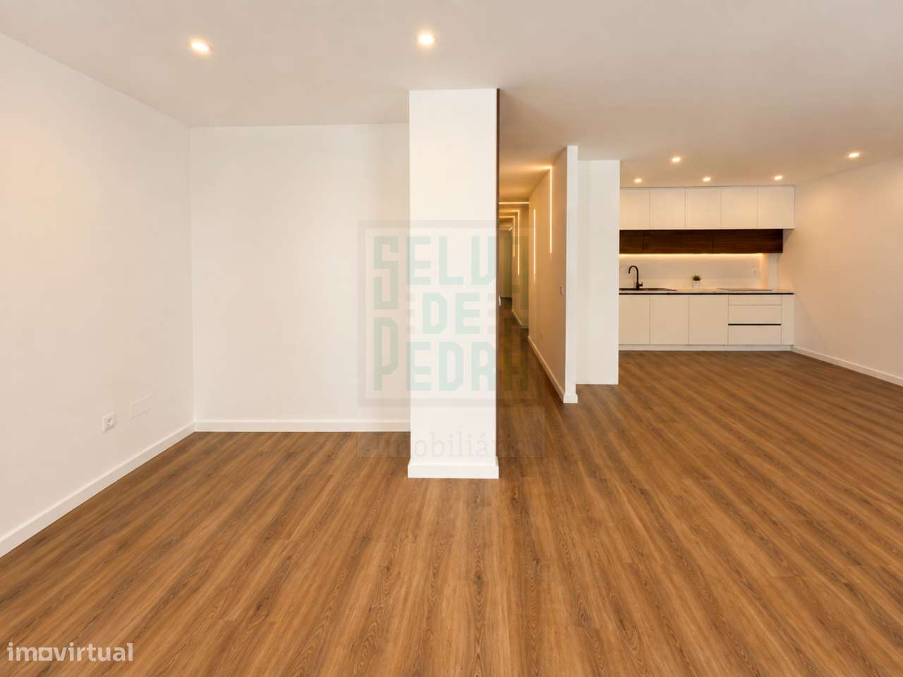 T2+1 Remodelado com 140m² em Paços de Ferreira-10