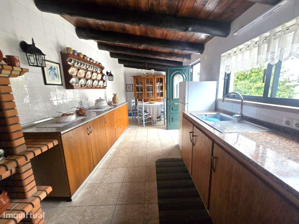 Excelente Moradia T6 com Quintal e Garagem - Próxima de Alter do Ch...-47