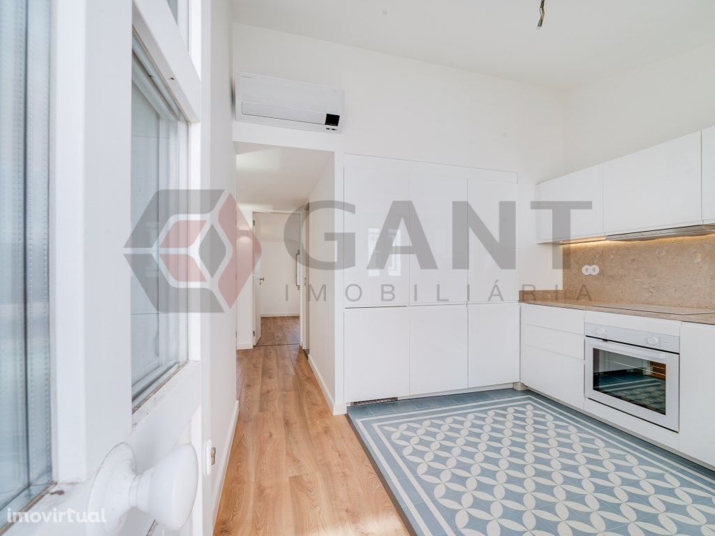 Arrenda-se apartamento T2, Estrela, Lisboa