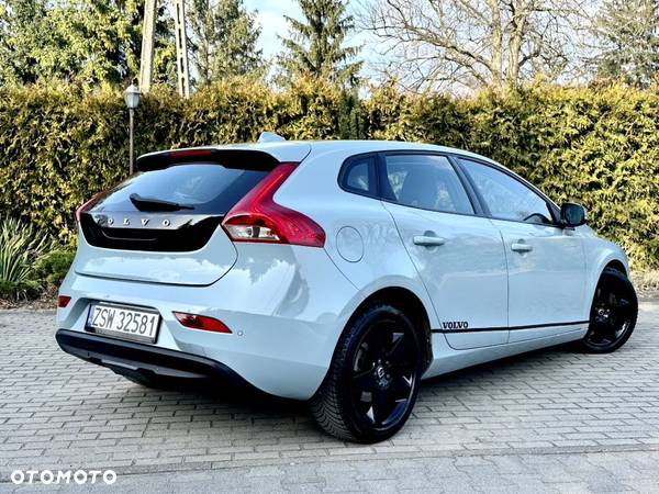 Volvo V40 - 27