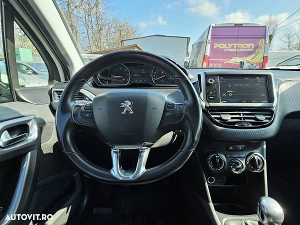 Peugeot 2008 1.6 BlueHDi FAP Active - 9