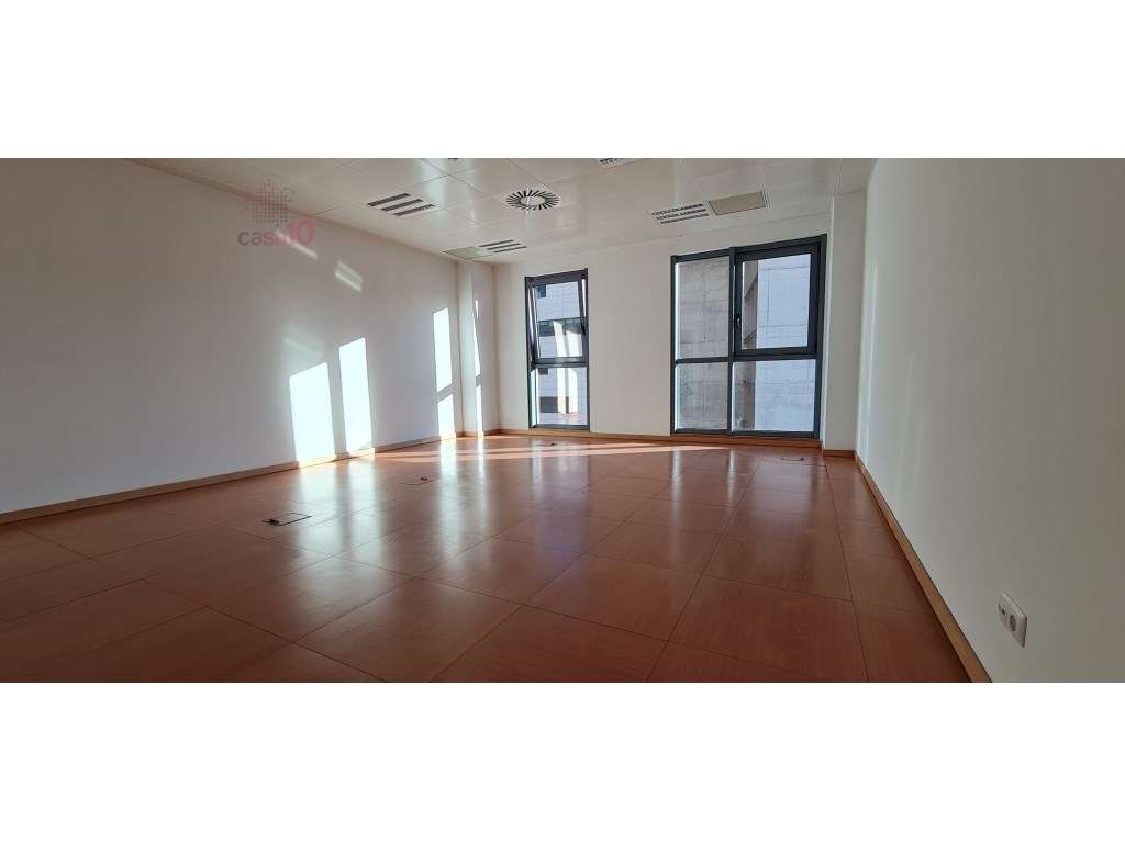 Arrenda-se excelente escritório no centro do Parque das Nações - Grande imagem: 3/15