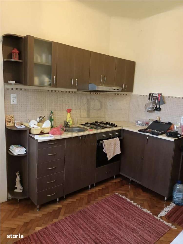 CENTRAL - SINAIA - 2 Camere - Parter - Centrala proprie - Imagine principală: 4/10