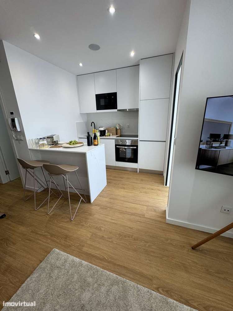 T1+1 Av Dom Afonso Henriques 5 mts Maiashoping - Grande imagem: 4/10