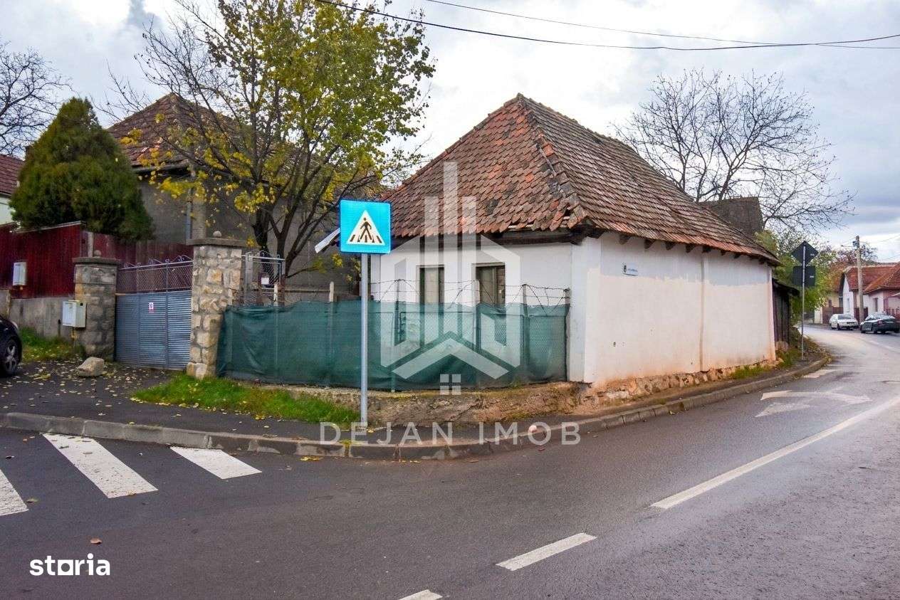 Casă | Teren 531 mp | Strada Bartalis Ferenc-0