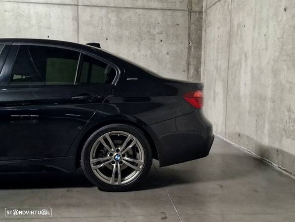 BMW 330 e iPerformance Pack M - 8