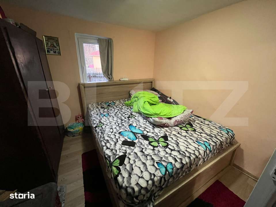 Casa de vanzare, 420 mp teren - Imagine principală: 2/8