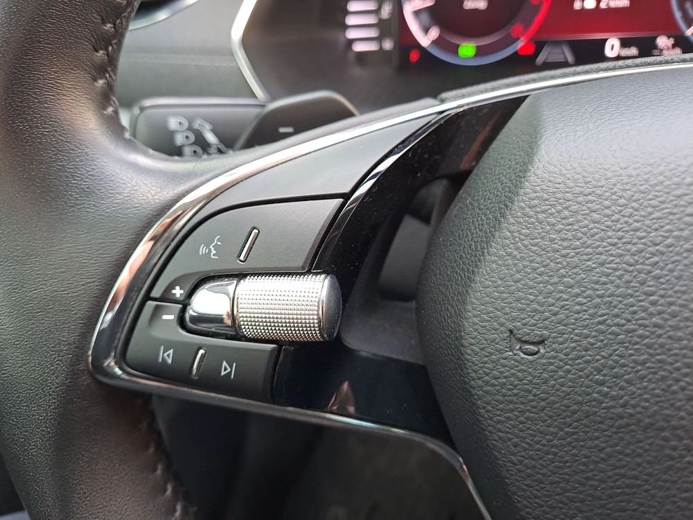 SKODA OCTAVIA 1.5 TSI 150KM DSG ACC Ambiente Kamera Salon PL ASO VAT23%