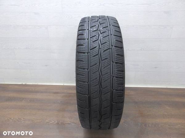 Opona zimowa Hankook Winter ICept 205/65/16 C - 1