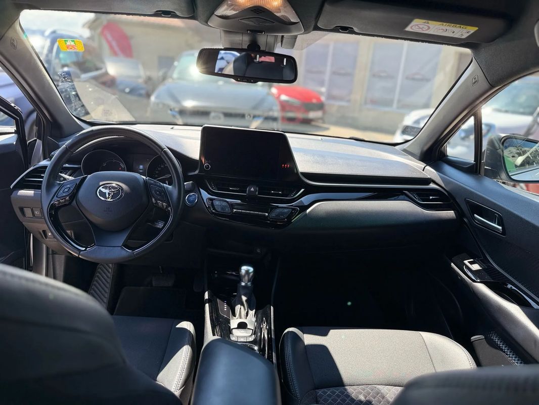 Toyota C-HR 1.8 HSD 122 CP 4x2 CVT Cult - 6
