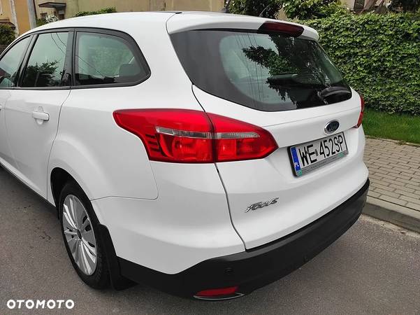 Ford Focus 1.6 Trend - 15