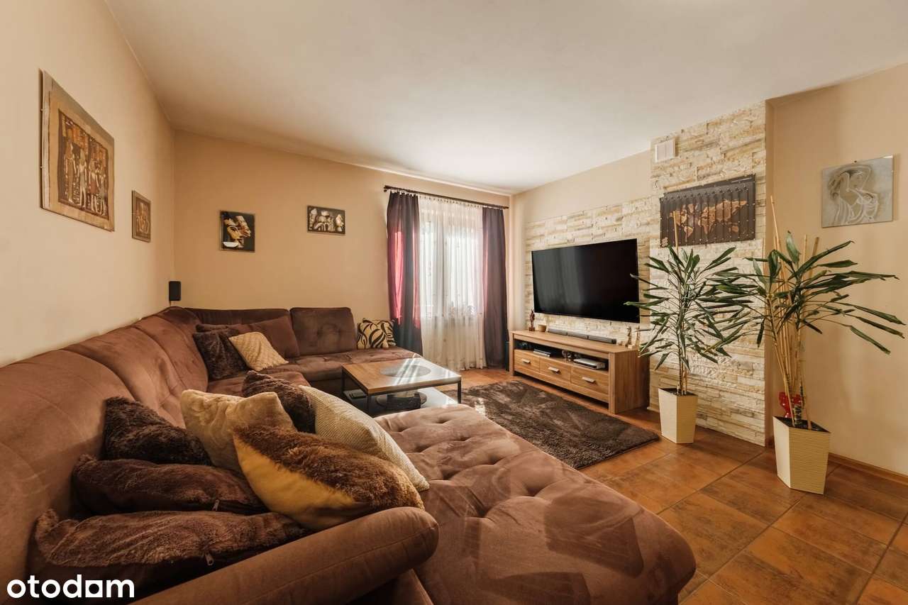 Wyjątkowa posiadłość w pobliżu stadniny w Wólce Cycowskiej - Pełny obrazek: 4/20