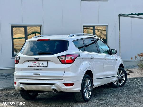 Ford Kuga 2.0 TDCi 4x4 Aut. Vignale - 3