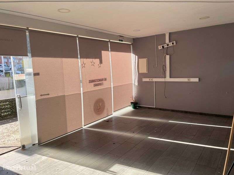Espaço Comercial - Centro de Penafiel - Grande imagem: 4/12
