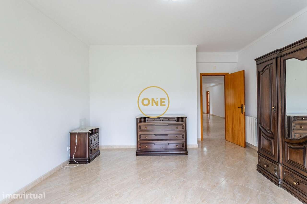 Propriedade Exclusiva em Sesimbra com 7.500m2 | Moradia de 529m2, Priv-26