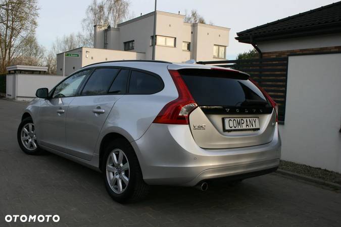 Volvo V60 D3 Drive-E Dynamic Edition (Momentum) - 23