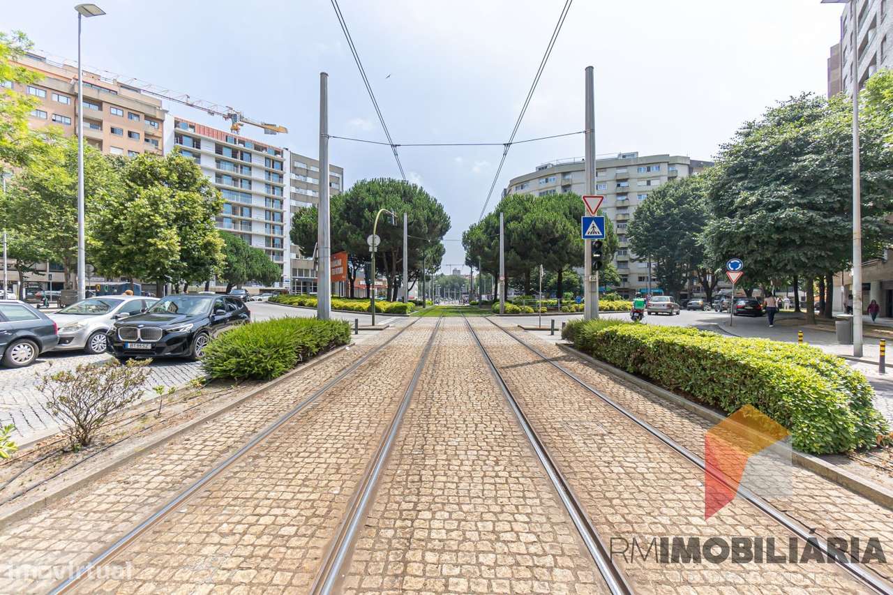 Apartamento T3 no centro de Matosinhos-46