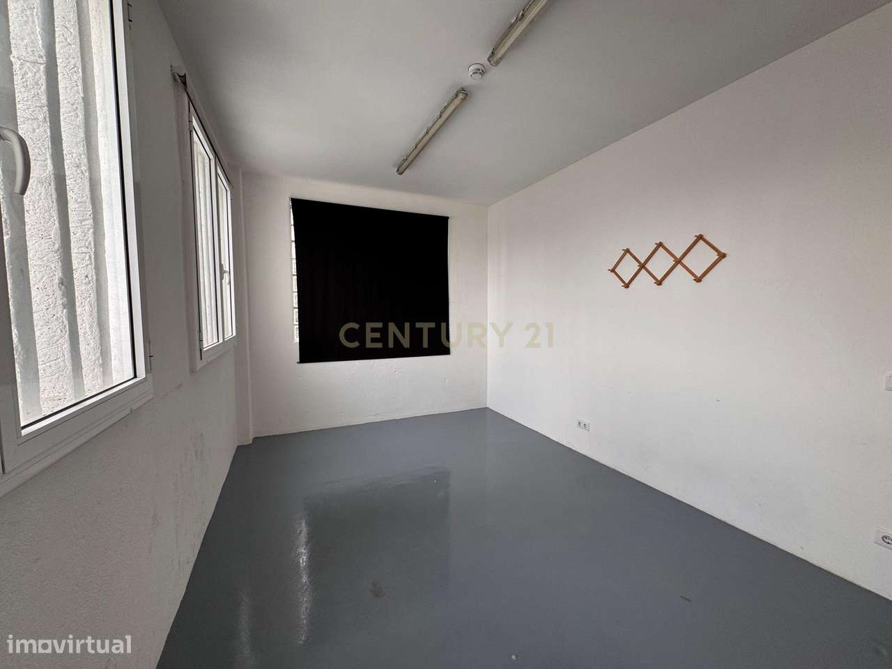 Loja ampla situada na Pedrulha - Grande imagem: 5/7