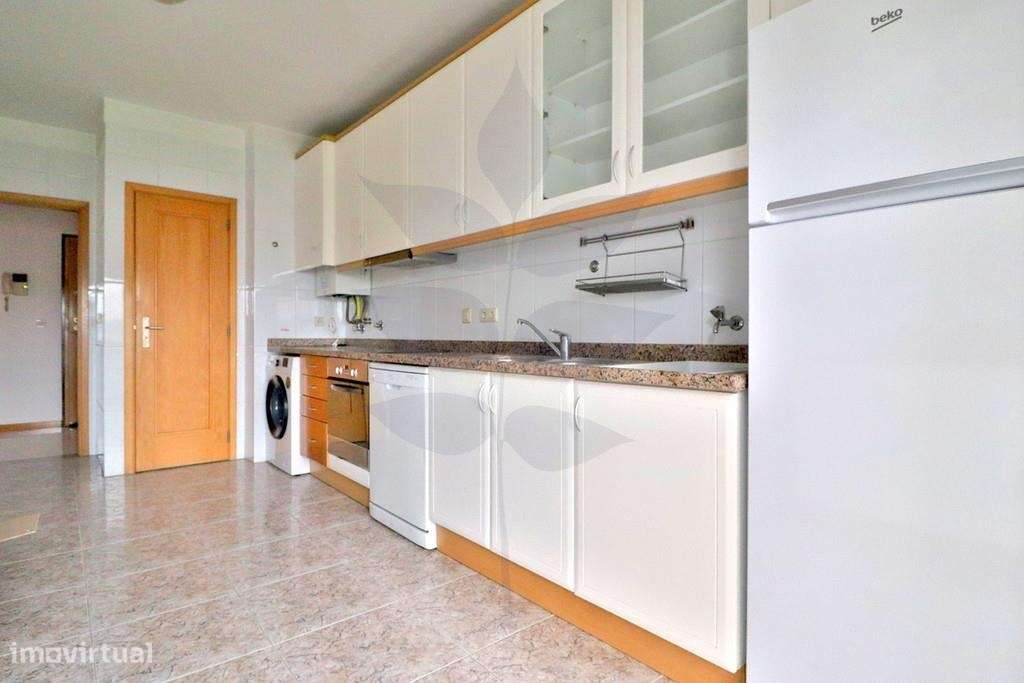 Apartamento T3 - Gualtar - Cozinha Totalmente Equipada-29