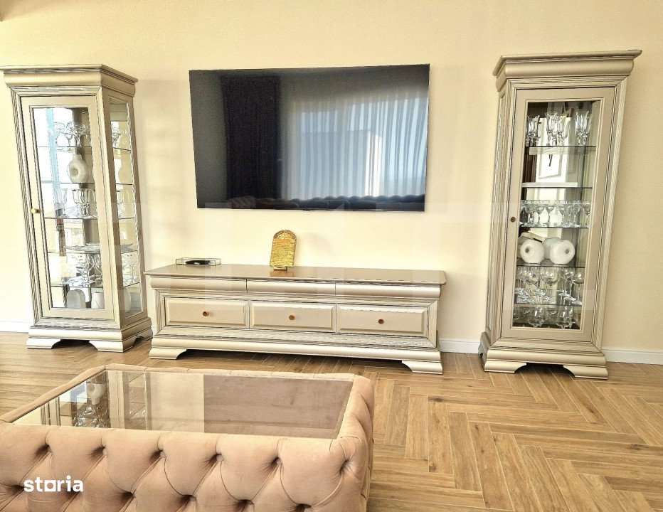 Casa de vanzare, cu 4 camere, 168 mp+teren 1000 mp, Oradea - Imagine principală: 5/15