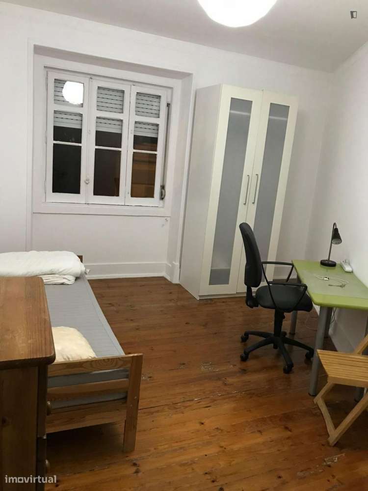 Quarto - localizado em Alcântara Lisbon - Grande imagem: 3/10