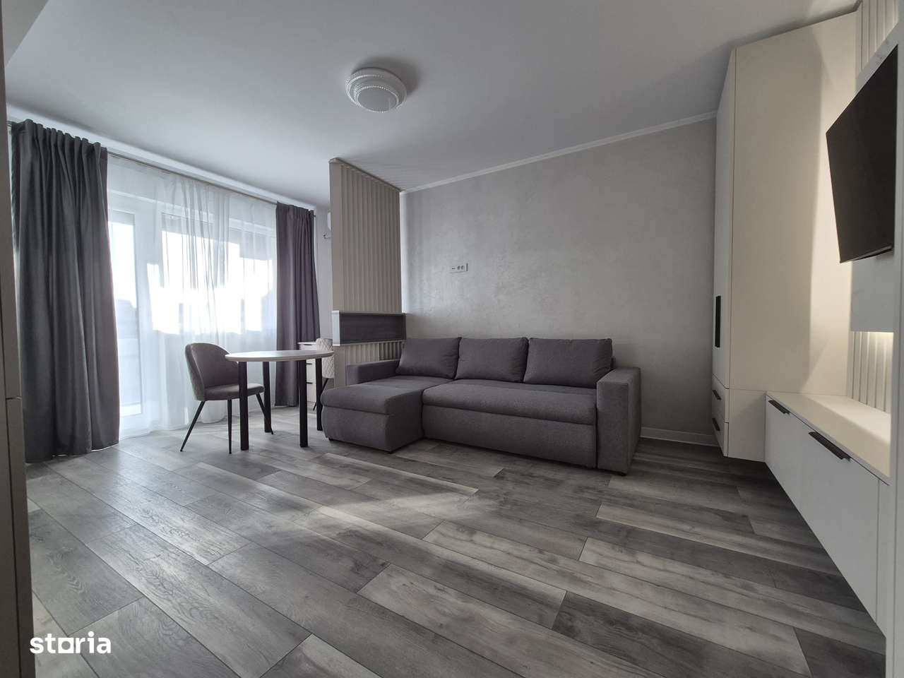 Apartament modern cu 1 camera Rediu - Imagine principală: 2/8