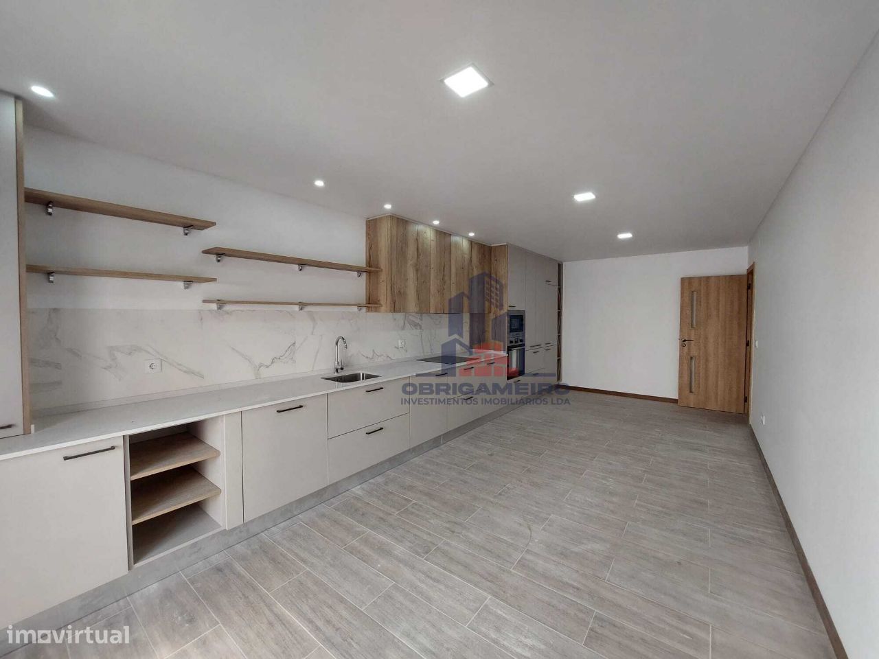 Apartamento T3 novo na Castanheira do Ribatejo