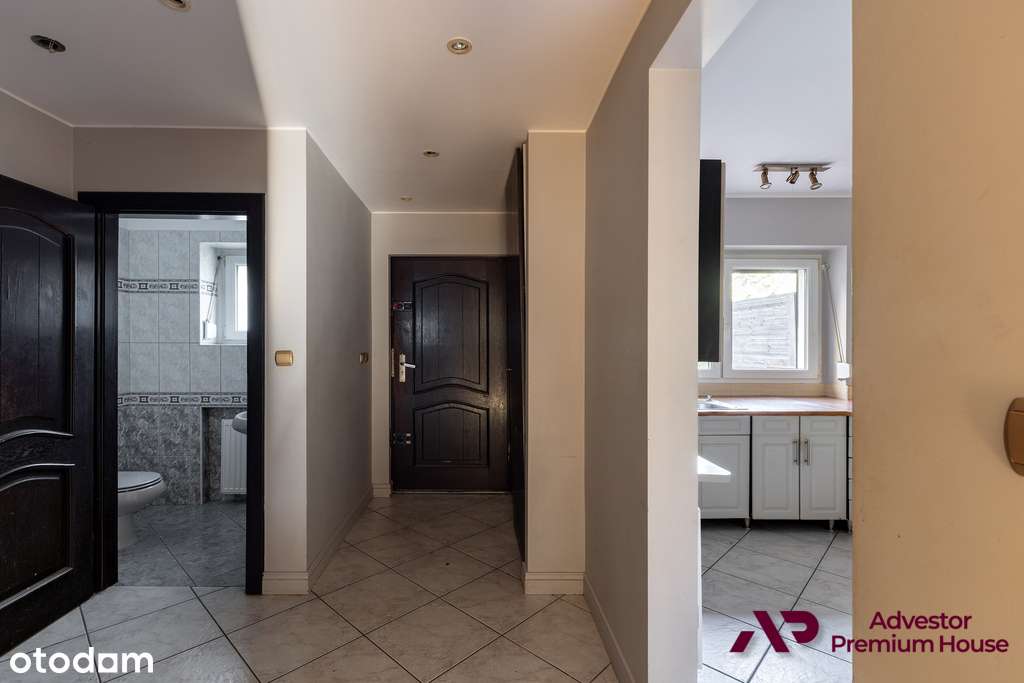 Dom z pięknym ogrodem-starodrzew- blisko lasu-8