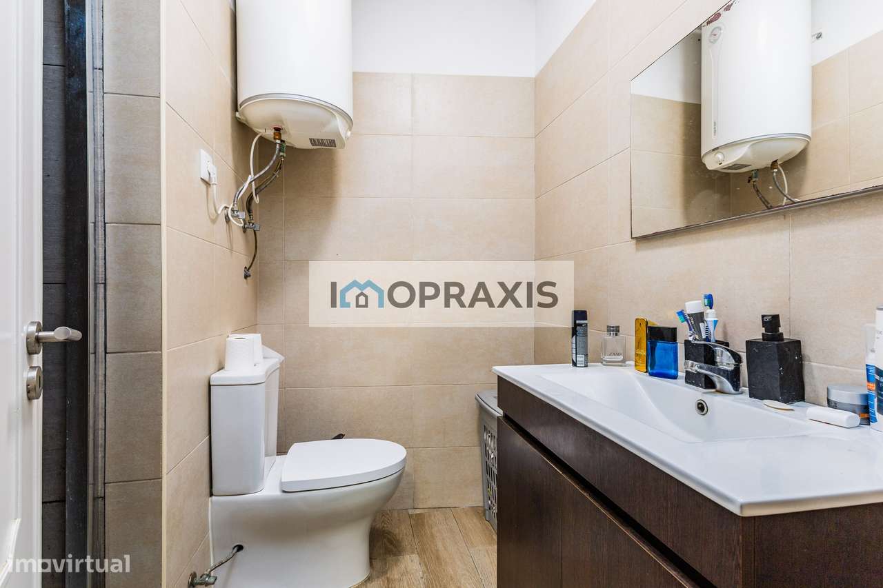 Apartamento T1- Renovado no Centro de Leiria-11