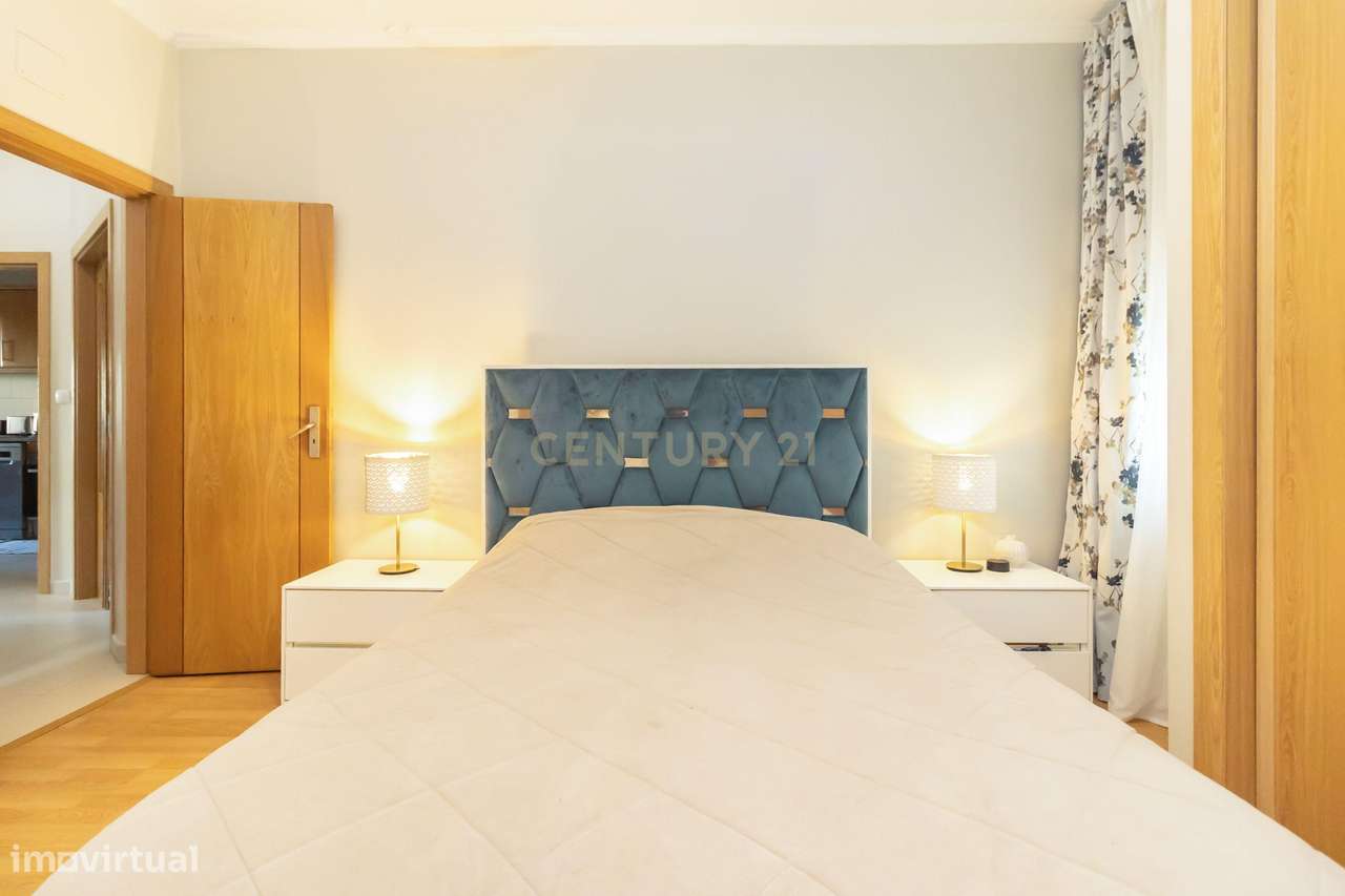 Apartamento T3 com Parqueamento, Arrecadação e Terraço - Sobreda - Grande imagem: 4/60