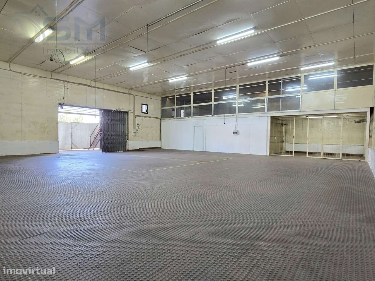 Armazém com 500 m² em São Marcos – Espaço e Versatilidade-4