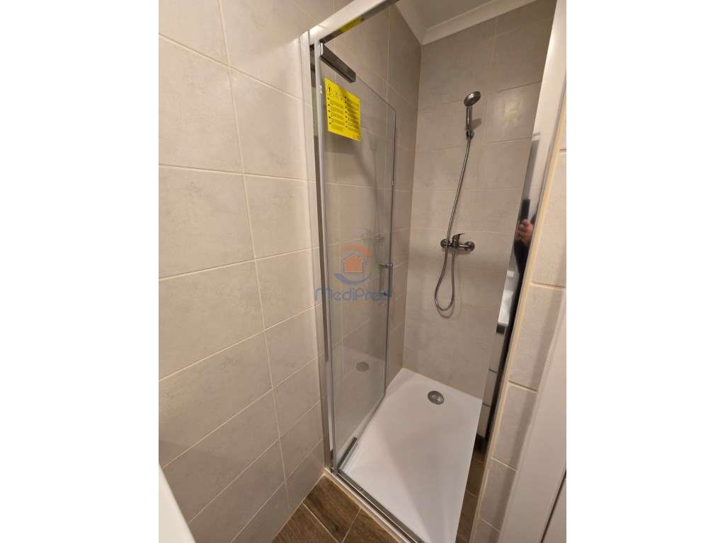 Apartamento T3 Totalmente Remodelado | Camarate, Loures-30