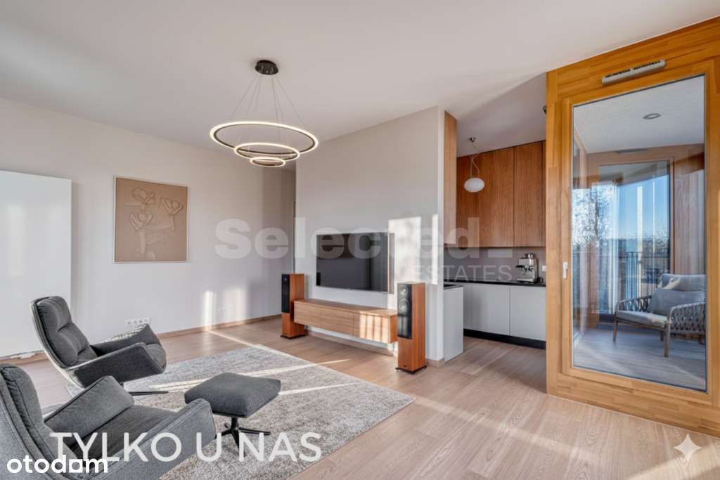 Przestronny apartament na ostatnim piętrze-1