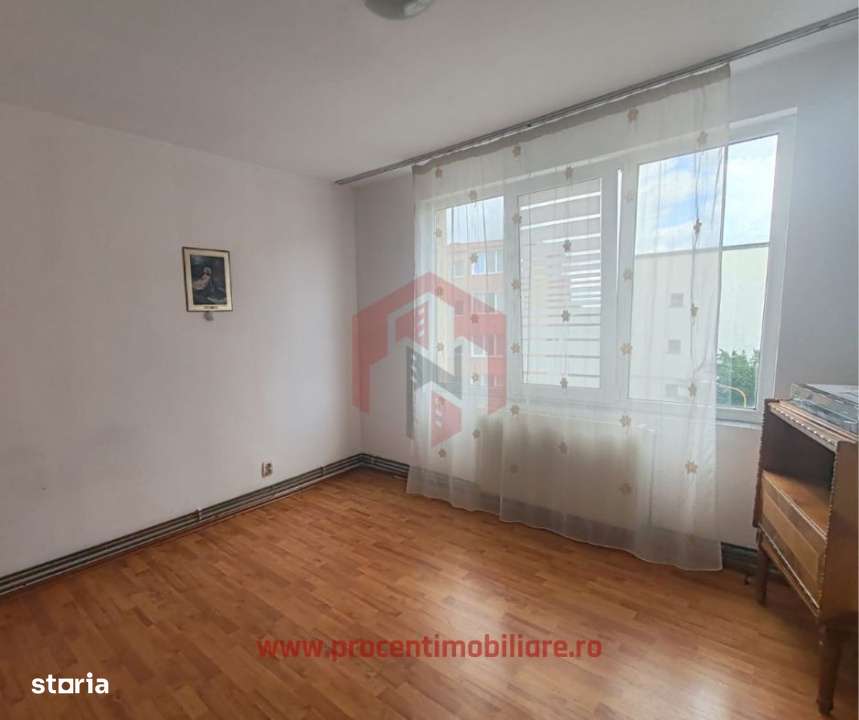 Apartament 2 camere decomandat-0