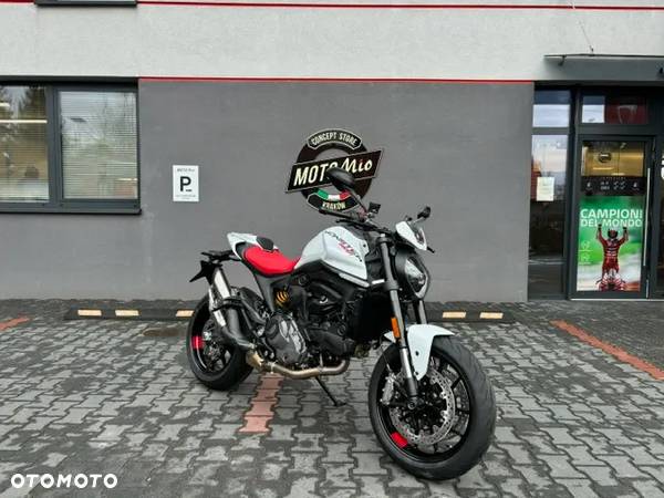 Ducati Monster - 1