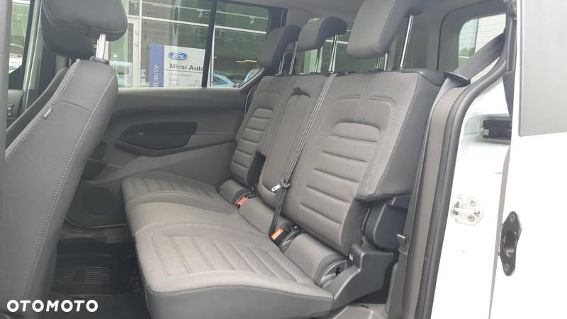 Ford Tourneo Connect Grand - 11