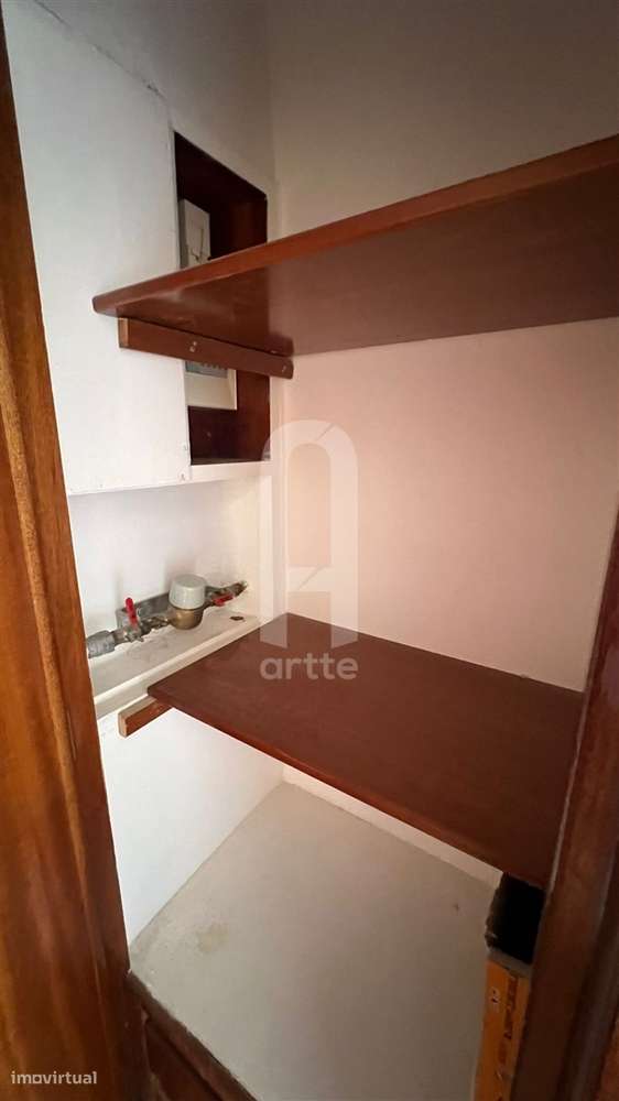 Prédio no Centro de Almada - Grande imagem: 5/12