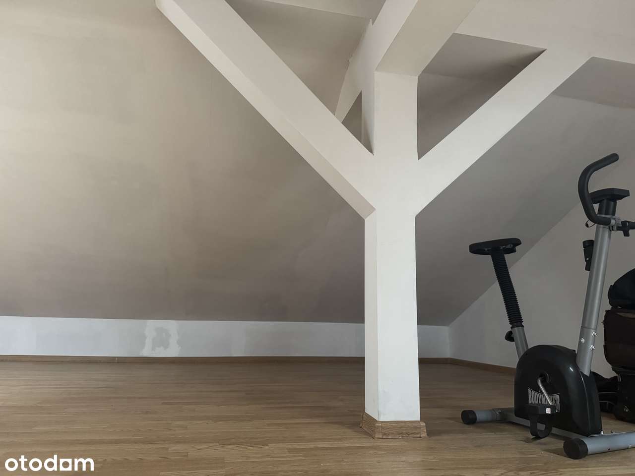 Dom W Spokojnej Okolicy, 5 Pokoi, Blisko A4,-15