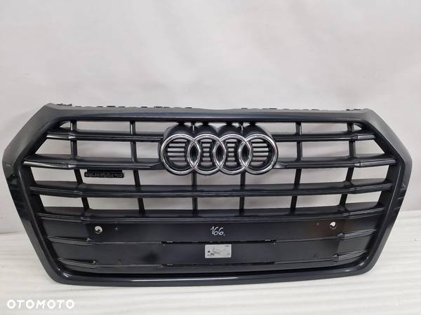 AUDI Q5 II 80A S-LINE 16- ATRAPA / GRILL PRZEDNI PRZÓD NA PDC , NR 80A853651C / 80A853651D / 80A853651E , NR AUKCJI GL166 - 1