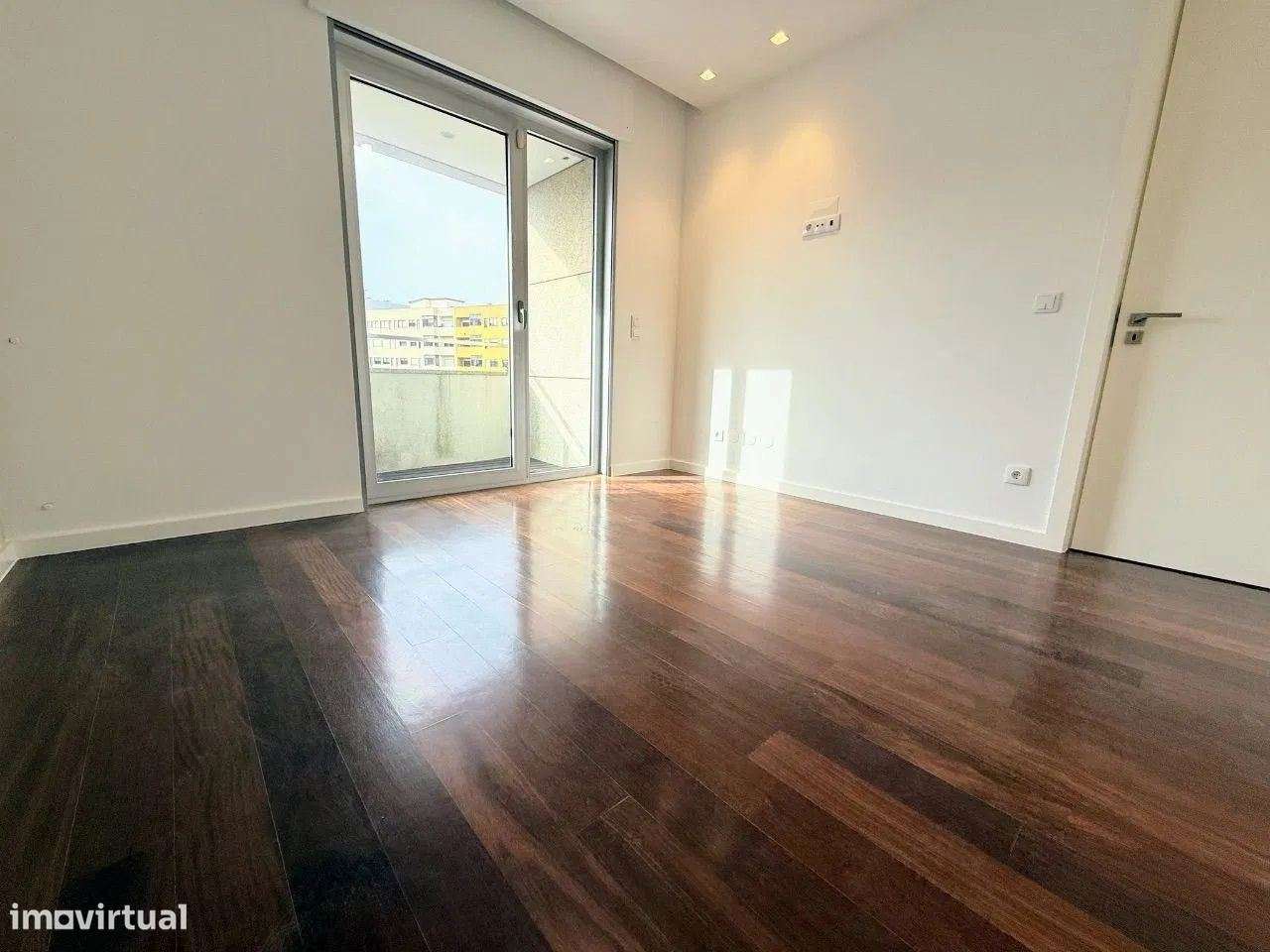 T4 Luxo C/Terraço junto Arrábida Shopping-Vila Nova Gaia - Grande imagem: 5/18