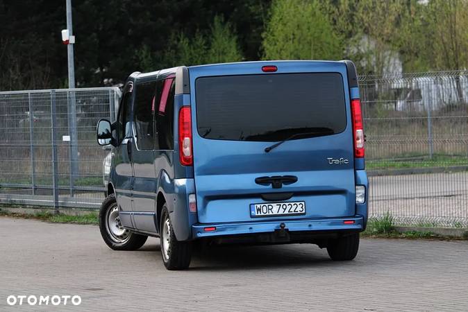 Renault Trafic - 13