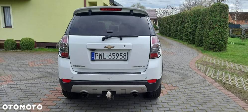 Chevrolet Captiva 2.2 d LT+ - 16