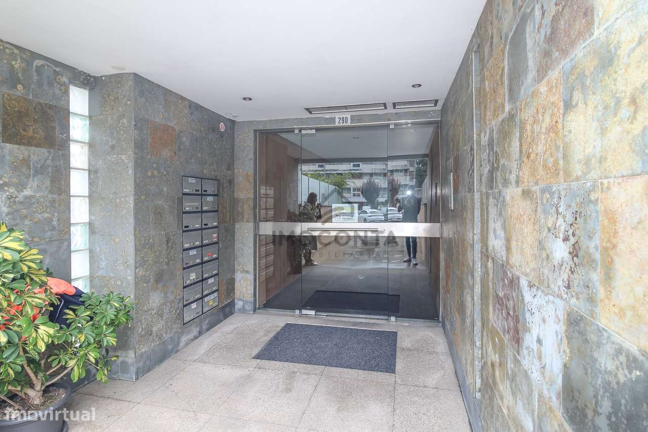 T2 c/ Garagem Dupla na Urbanização Hospital Privado S. Martinho-18
