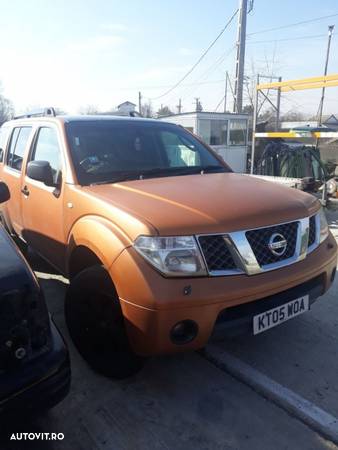 Dezmembrez nissan pathfinder/navara d40 2,5 dci - 1