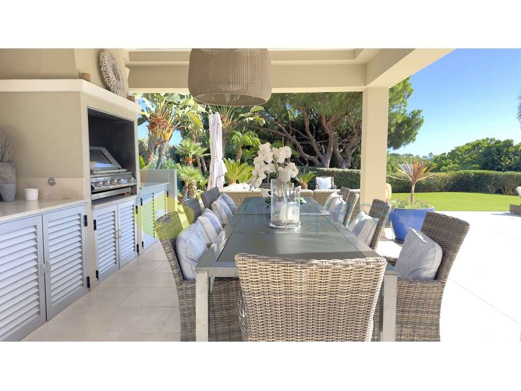 Encantadora moradia T4 em Vale do Lobo-28