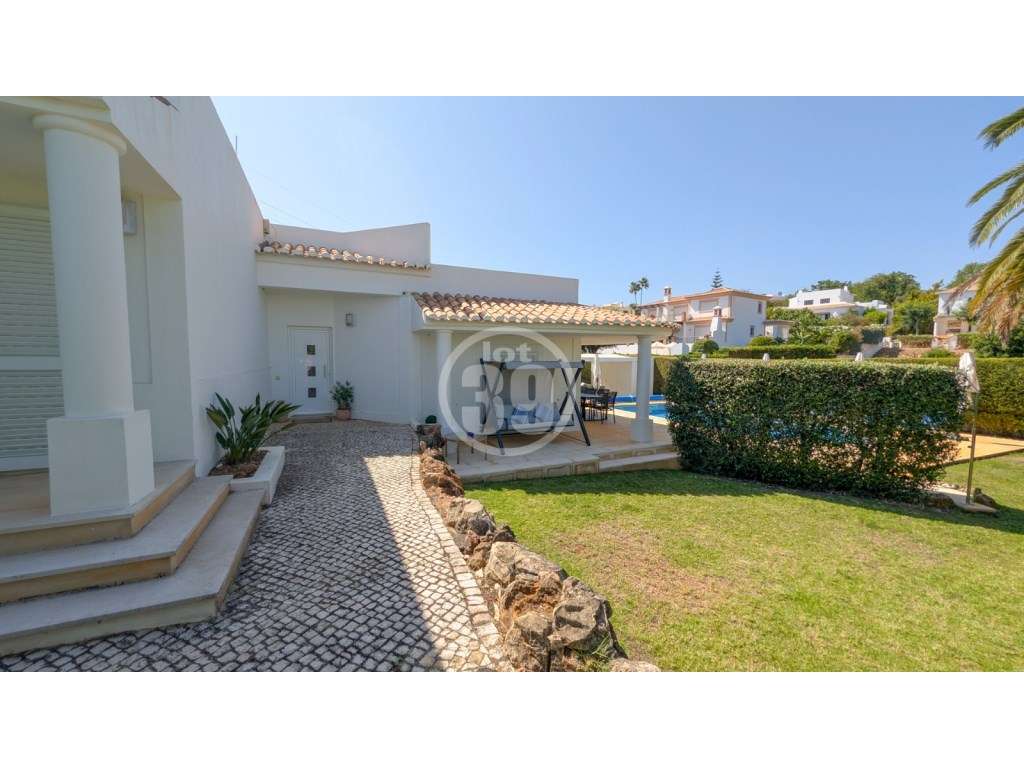 Moradia T3 Totalmente Remodelada - Resort Clube Albufeira-9