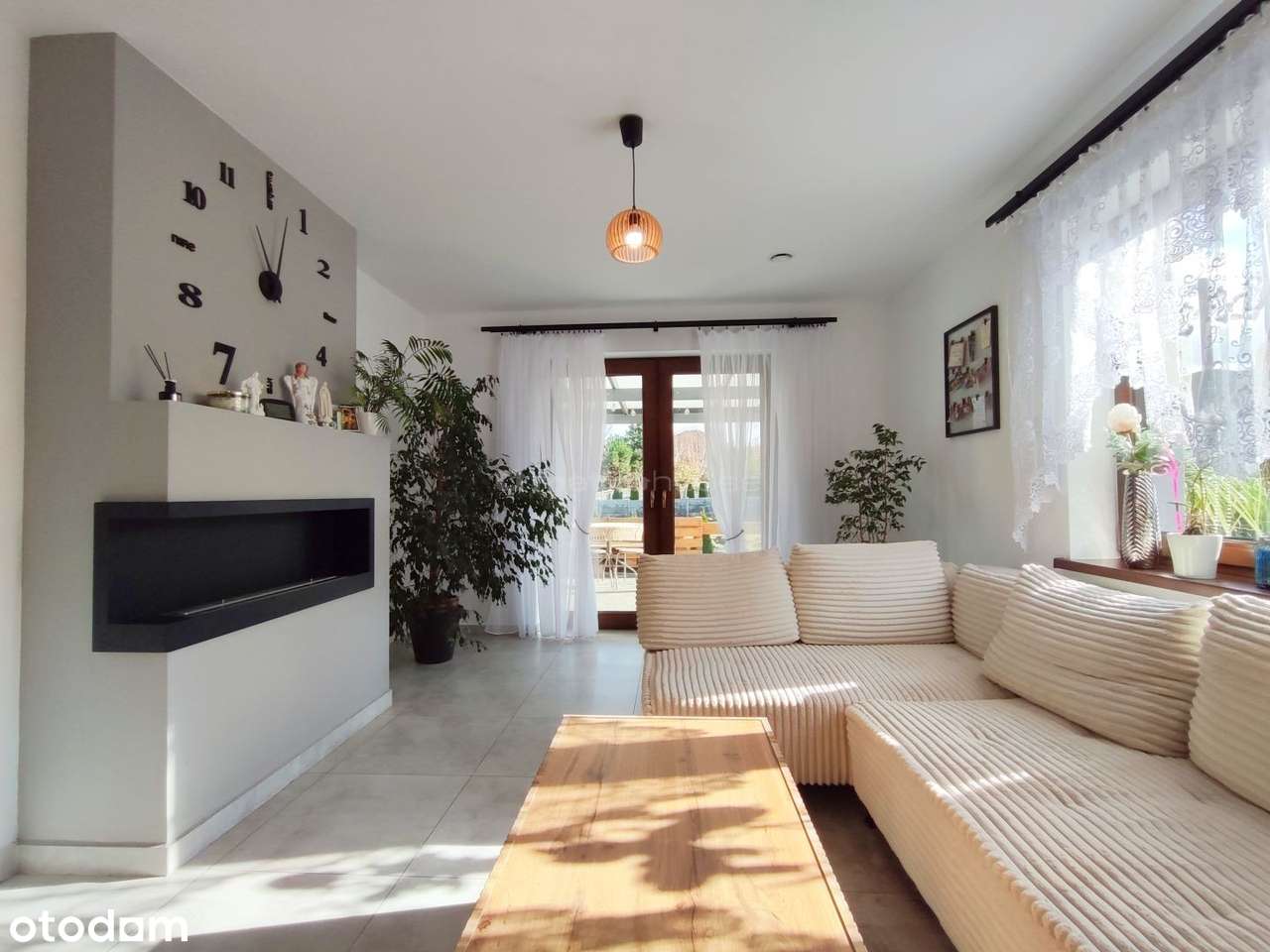 Komfortowy dom dla rodziny z fotowoltaiką!-7