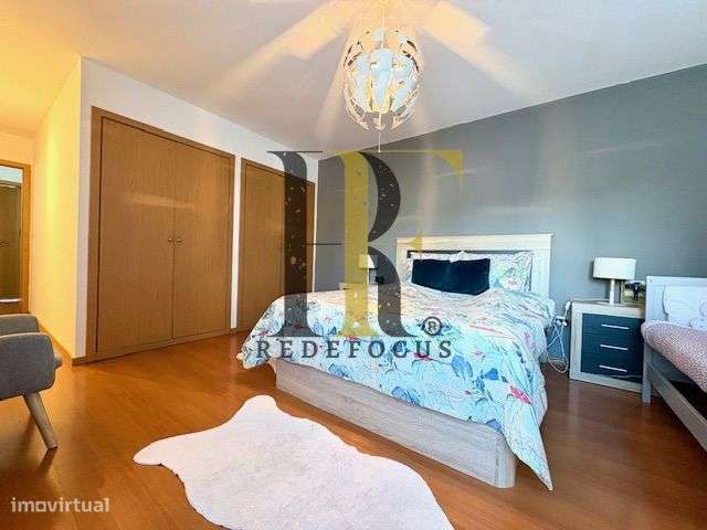 Apartamento T2+1 Renovado em Gulpilhares-11